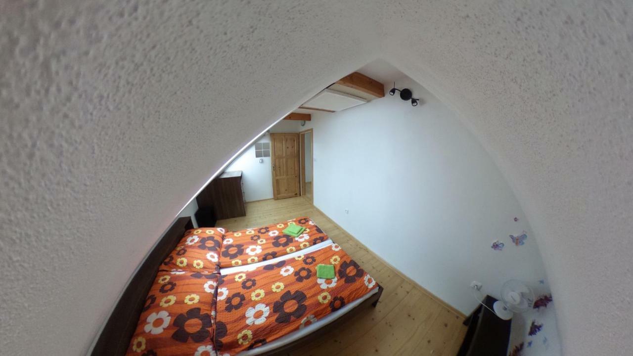 Ubytovani Mikulov Dış mekan fotoğraf